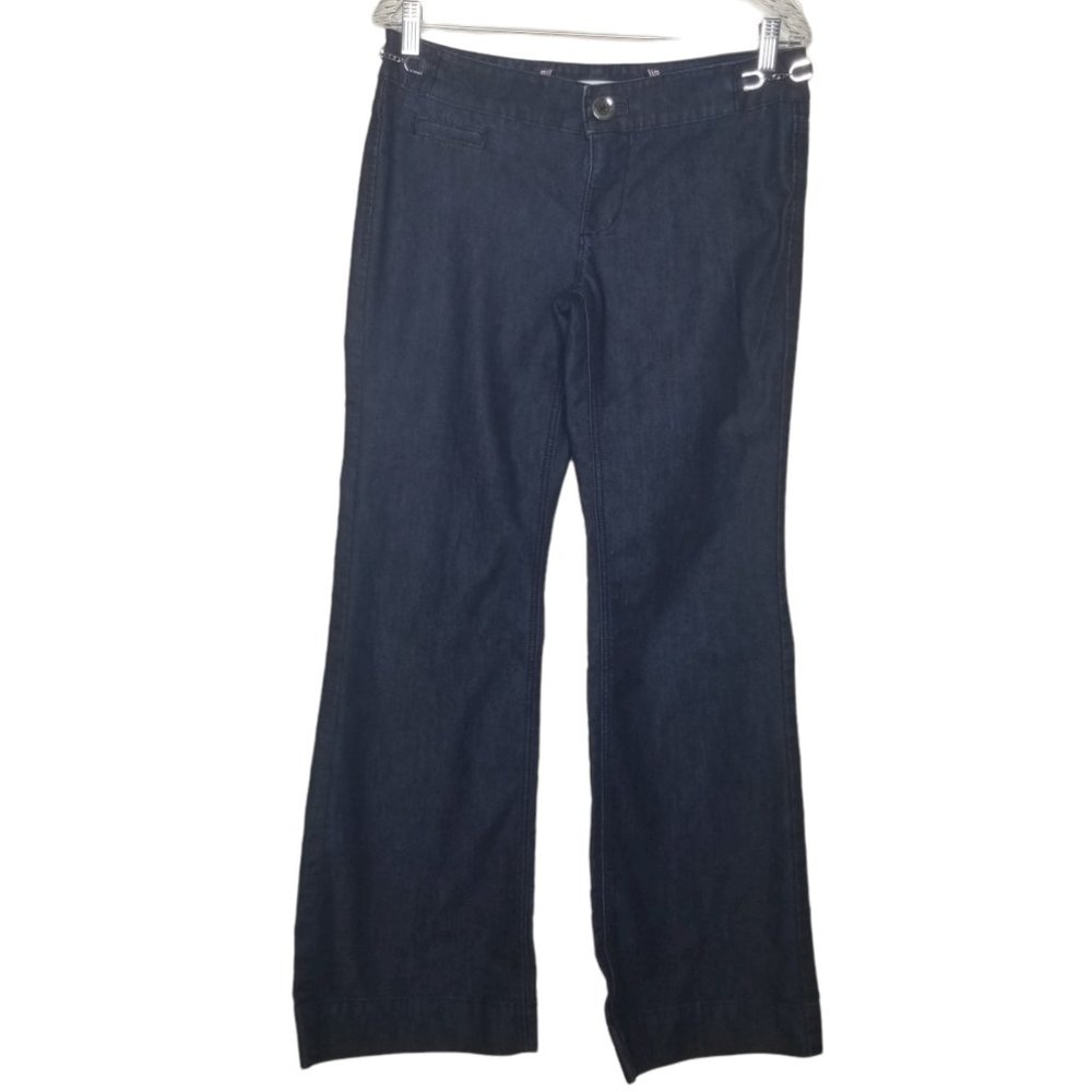 White House Black Market Noir Flare Leg Blue Jeans Size 6R - Picture 1 of 5